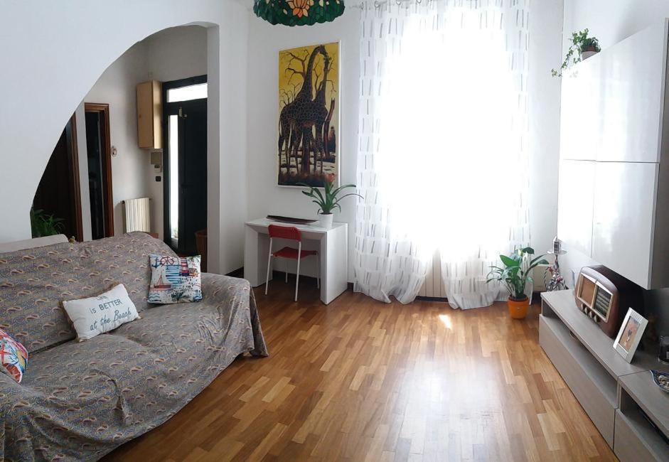 La Giara Apartment ลาสเปเซีย ภายนอก รูปภาพ